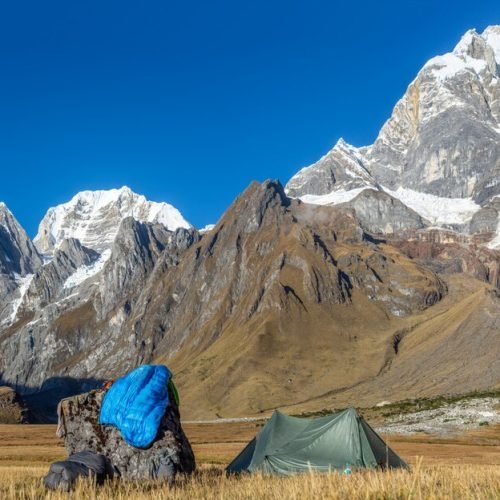 ladakh-snow-on-mountain