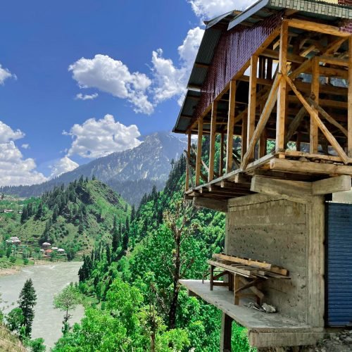 ladakh-wooden-home
